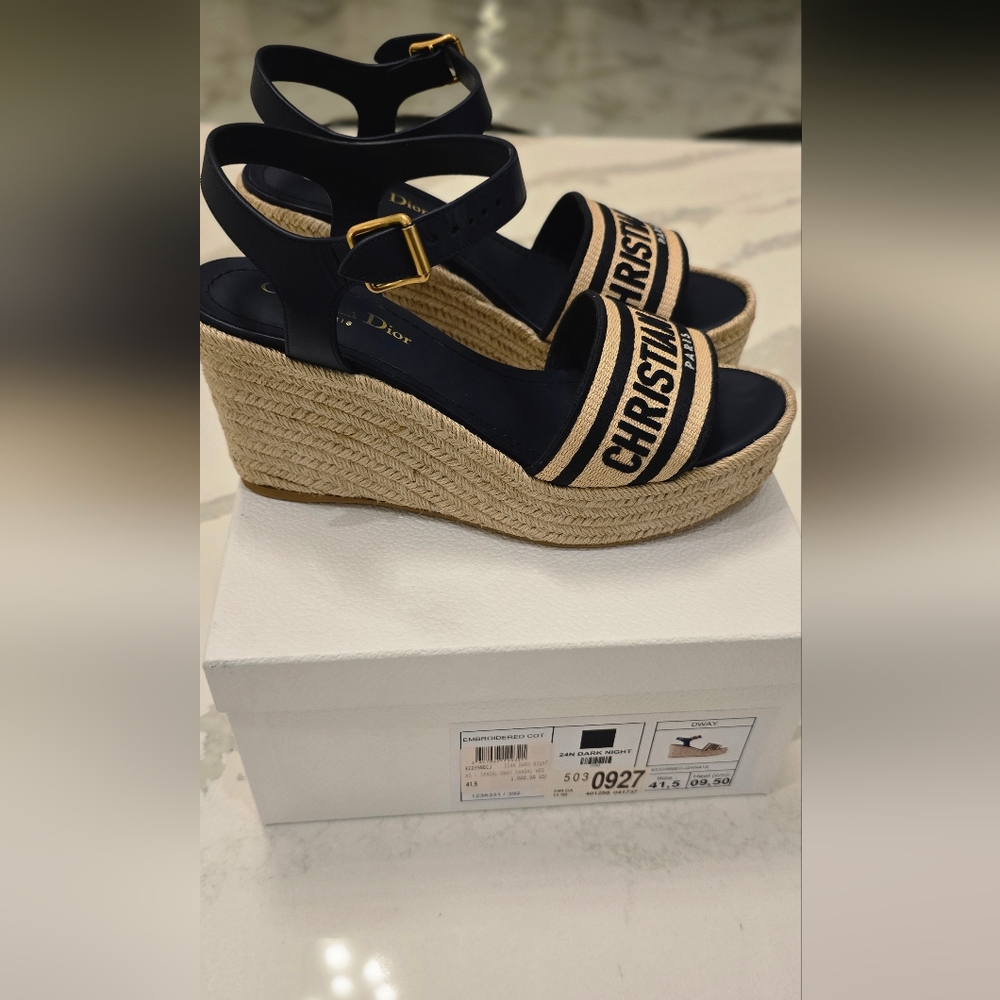 Dior Women's Black and Tan Sandals - Picture 4 of 8